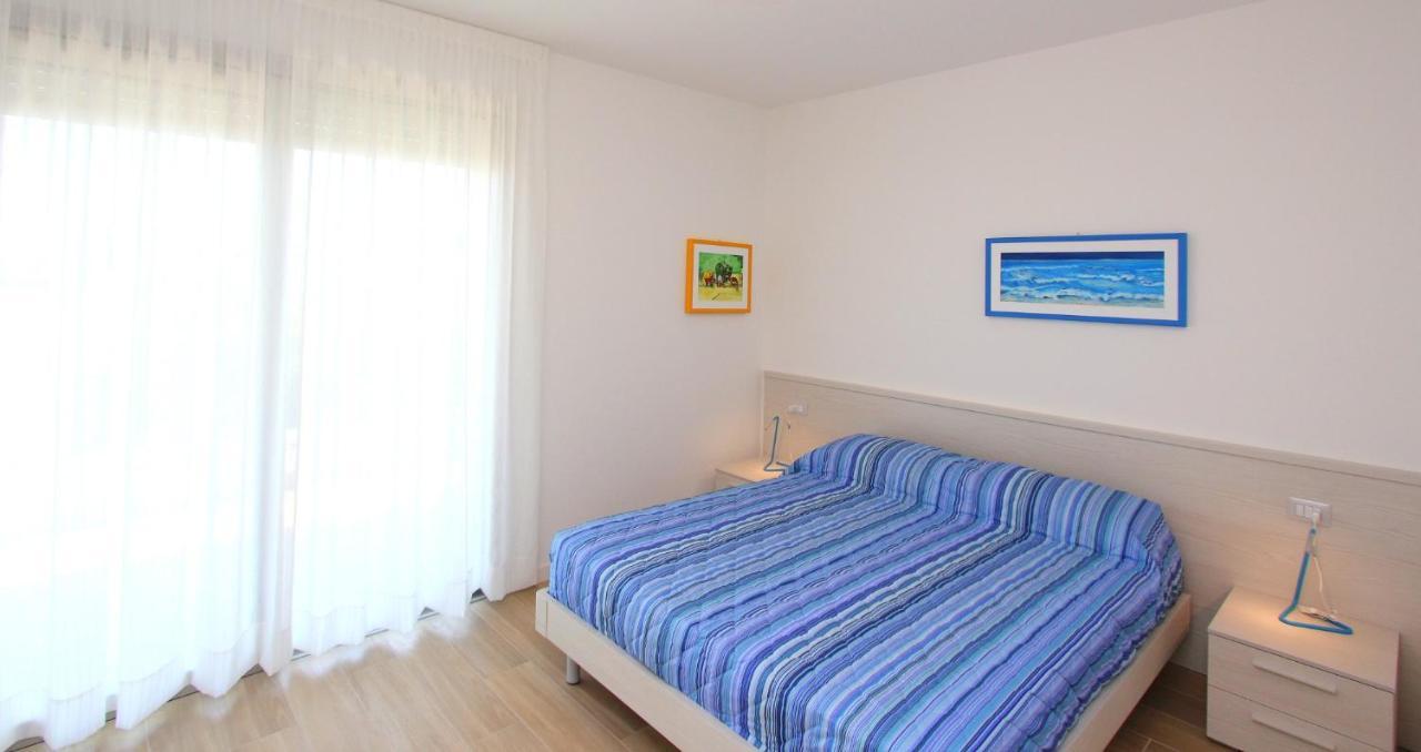 Meris Bibione Kültér fotó