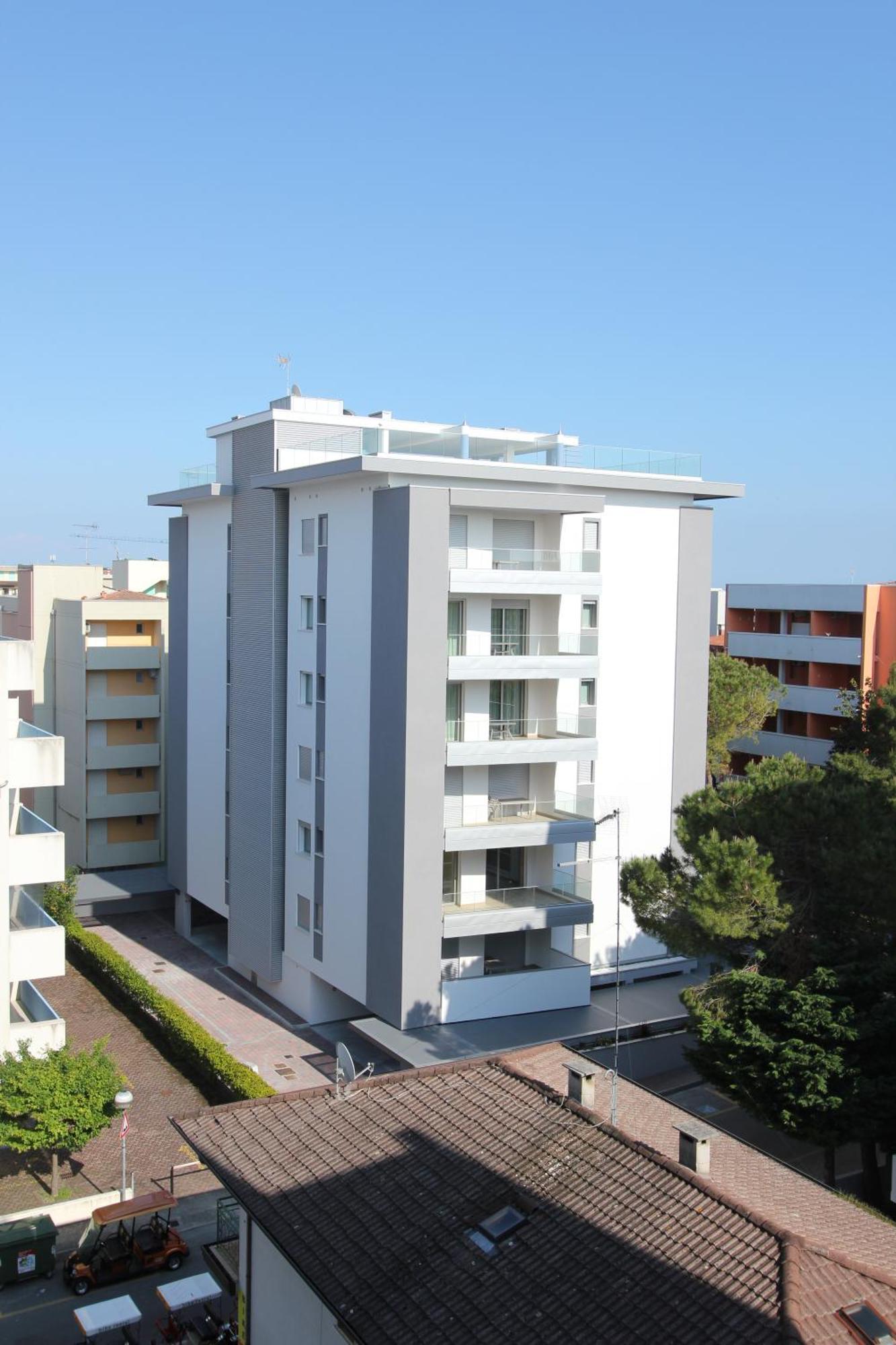 Meris Bibione Kültér fotó